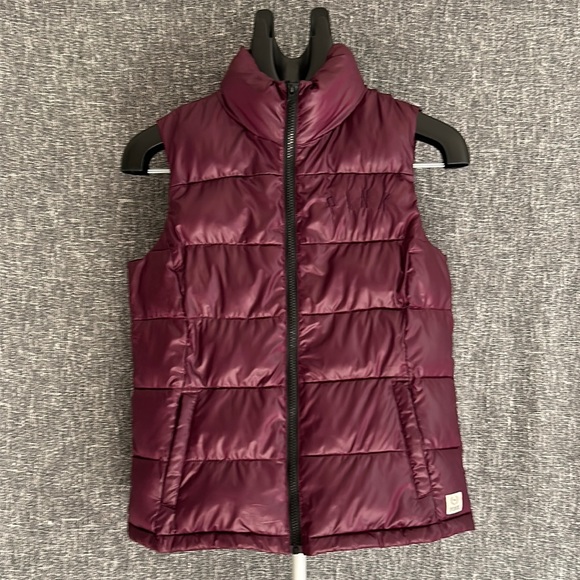 Puffy vest - Picture 1 of 8